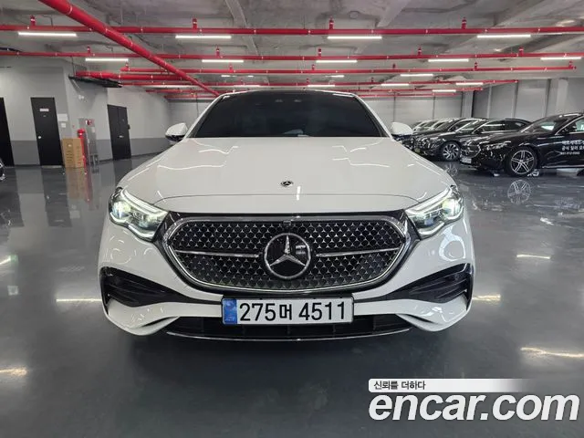 Mercedes-Benz E- W214 E300 4MATIC AMG Line