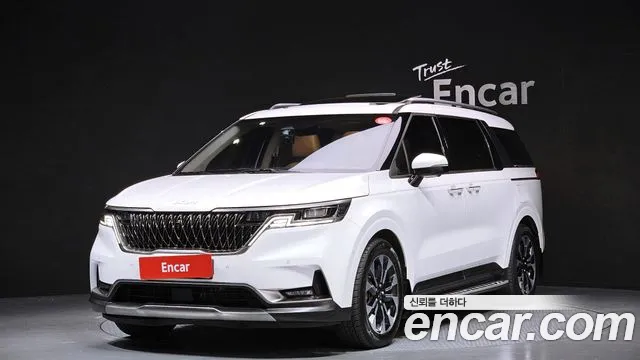Kia Carnival 4 Gasoline 9 Noblesse