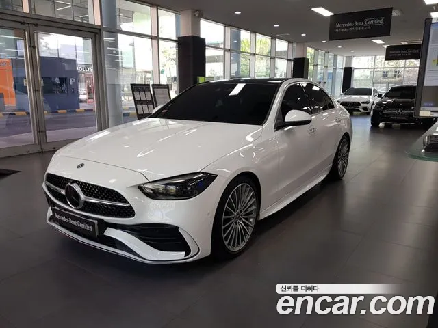 Mercedes-Benz C- W206 C300 4MATIC AMG Line