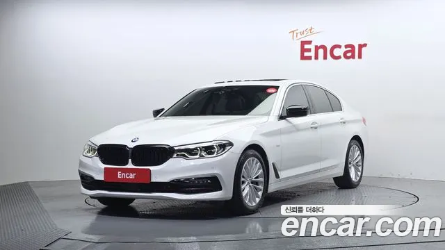 BMW 5 (G30) 530i
