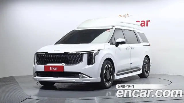 Kia The New Carnival 4 Gasoline 9