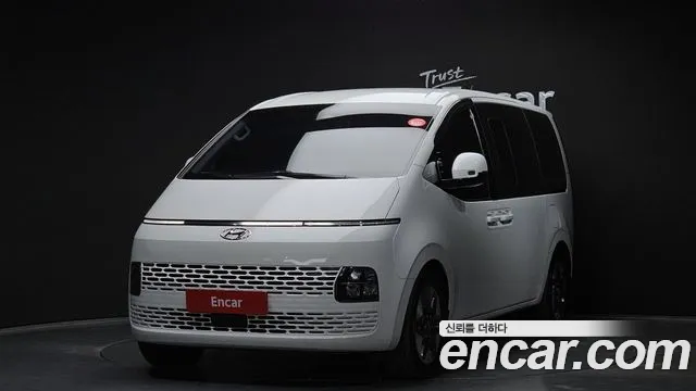 Hyundai Staria 9