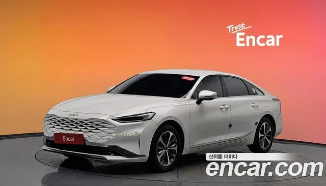 Kia K8 Hybrid Noblesse