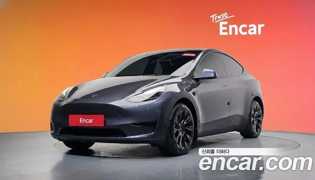 Tesla Y RWD