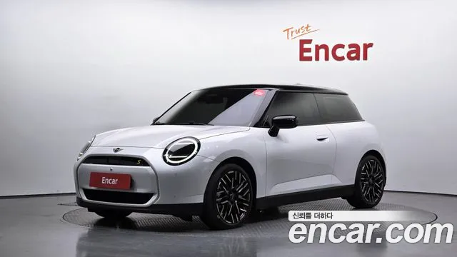 MINI Cooper 4 SE