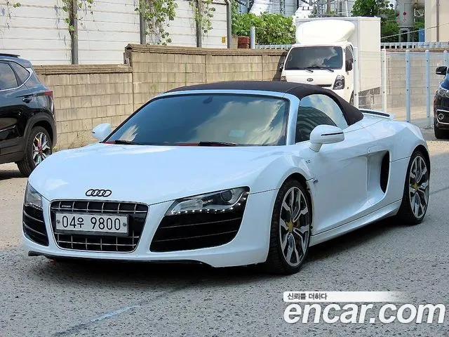 Audi R8 5.2 V10