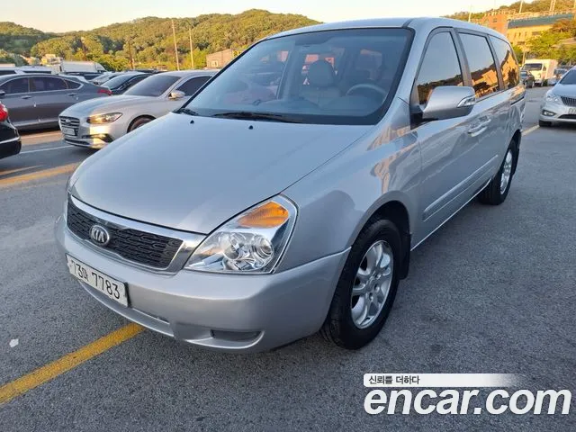Kia Carnival R Carnival GX Base