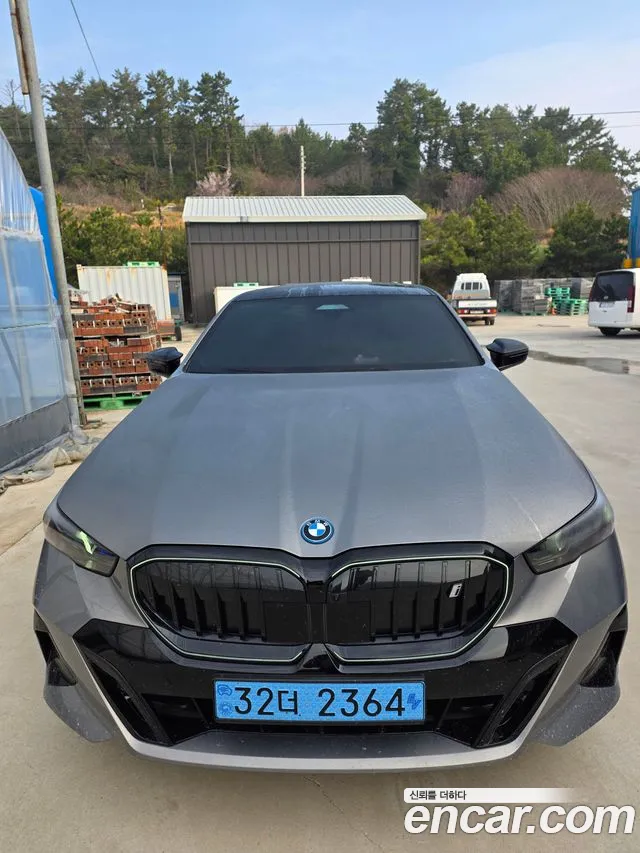 BMW i5 (G60) xDrive 40 M