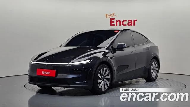 Tesla Y AWD