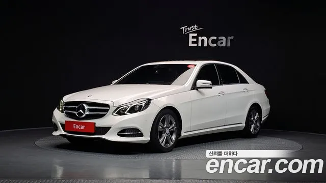 Mercedes-Benz E- W212 E220 CDI