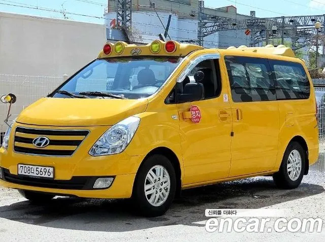 Hyundai Grand Starex