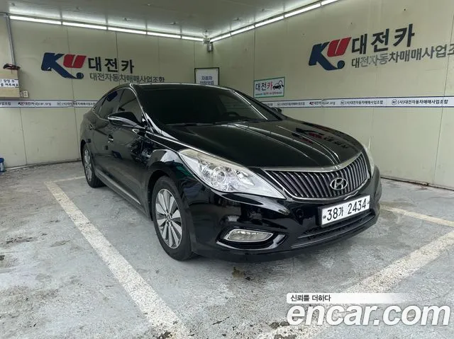 Hyundai Grandeur HG Hybrid Premium