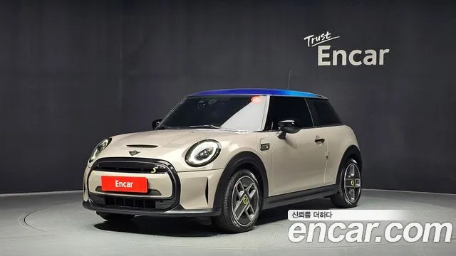 MINI Cooper ZE 3