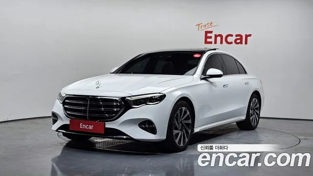 Mercedes-Benz E- W214 E300 4MATIC Exclusive