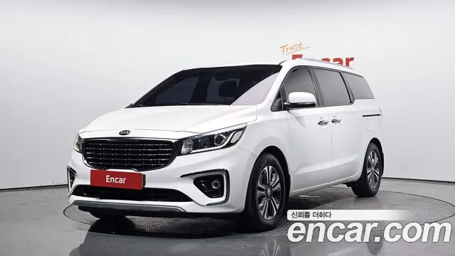 Kia The New Carnival 9