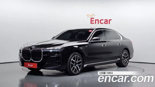 BMW 7 (G70) 740i sDrive M