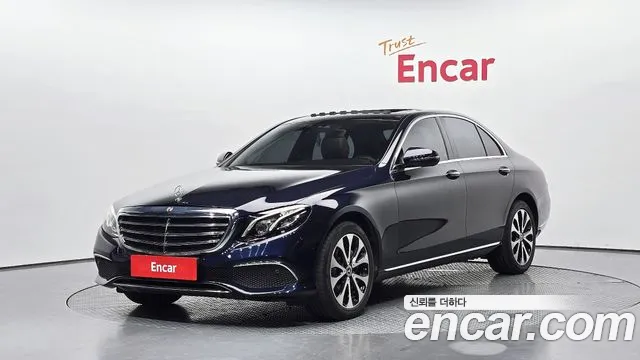 Mercedes-Benz E- W213 E220d Exclusive