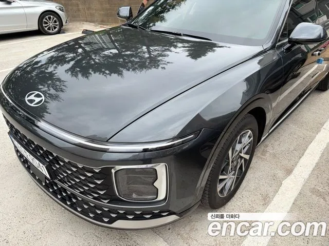 Hyundai Grandeur Hybrid (GN7) Exclusive