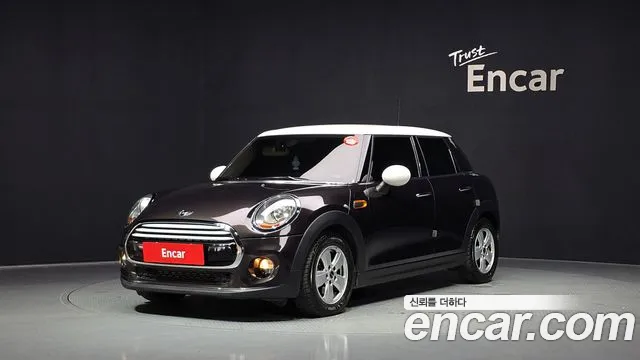 MINI Cooper D 5 Base 3
