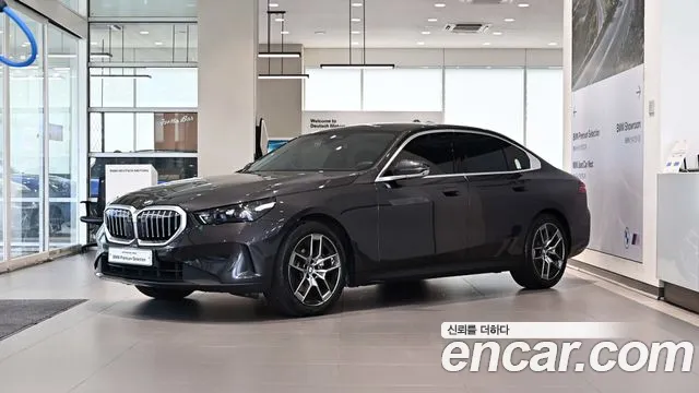 BMW 5 (G60) 520i