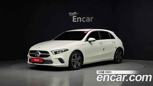 Mercedes-Benz A- W177 A220