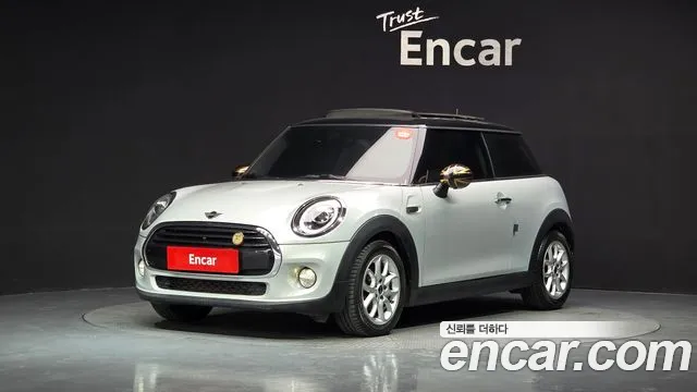 MINI Cooper D Base 3