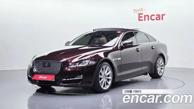 Jaguar All New XJ 3.0D Premium SWB X351