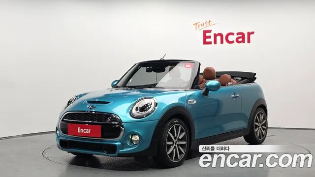 MINI Cooper S Base 3
