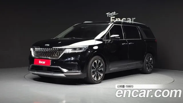 Kia Carnival 4 Gasoline 7 Noblesse
