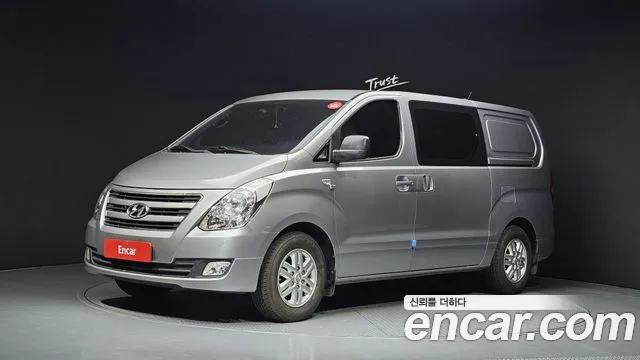 Hyundai Grand Starex 5