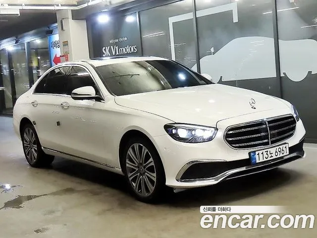 Mercedes-Benz E- W213 E300e 4MATIC Exclusive
