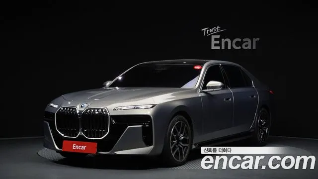 BMW 7 (G70) 740i xDrive M Limited