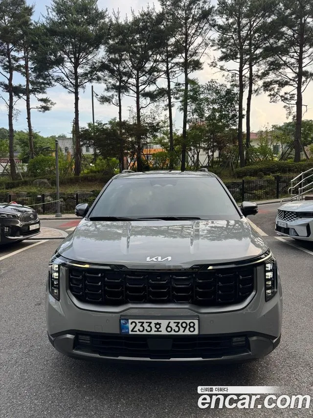 Kia The New Carnival 4 Gasoline 9