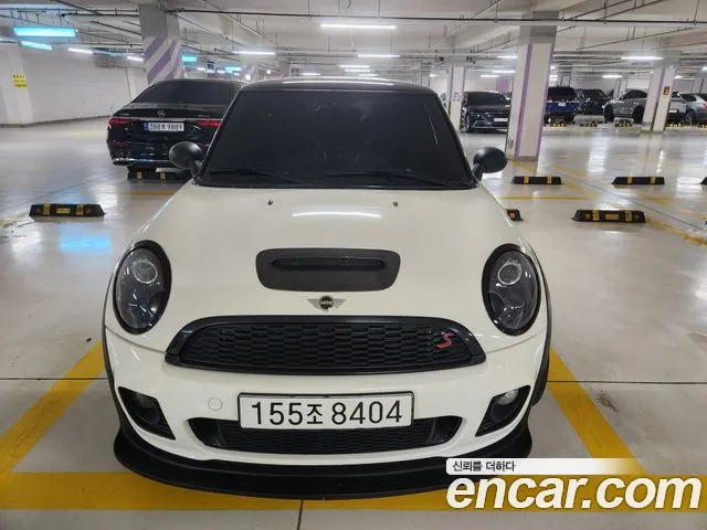 MINI Cooper S Base 2