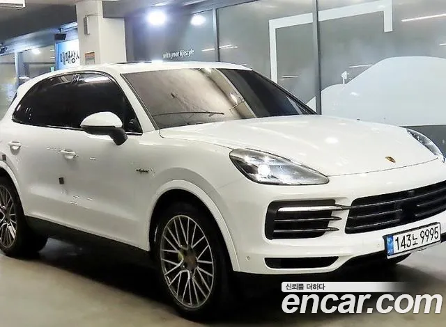 Porsche Cayenne (PO536) 3.0 E-Hybrid
