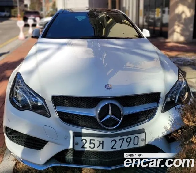 Mercedes-Benz E- W212 E200