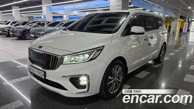 Kia The New Carnival 9 Prestige