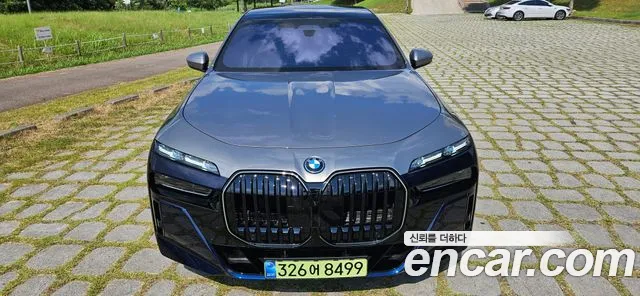 BMW 7 (G70) 750e xDrive M