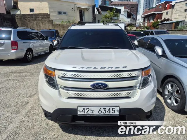 Ford Explorer 3.5 Limited 4WD 5
