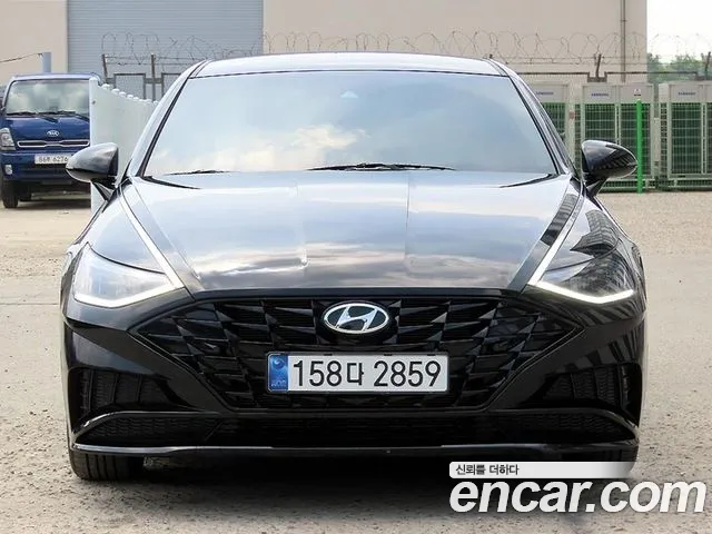Hyundai Sonata (DN8) 2.0 Premium