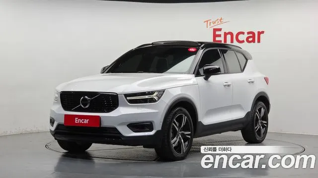 Volvo XC40 T4 R-