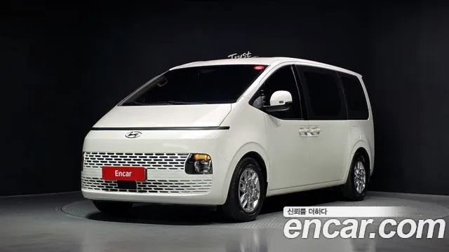 Hyundai Staria 4WD 9