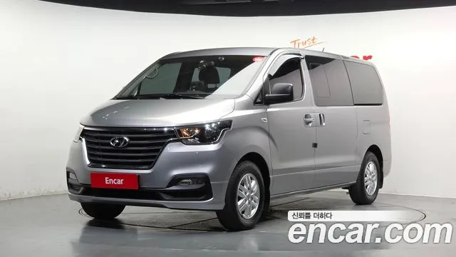 Hyundai The New Grand Starex 5
