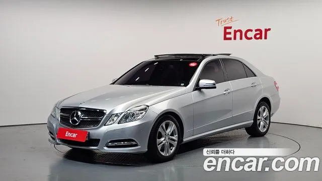 Mercedes-Benz E- W212 E300
