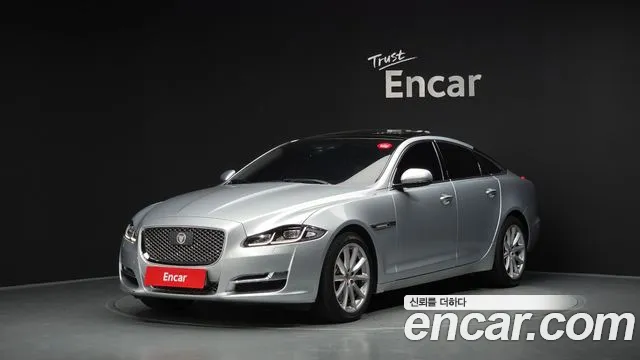 Jaguar All New XJ 3.0D Premium SWB X351