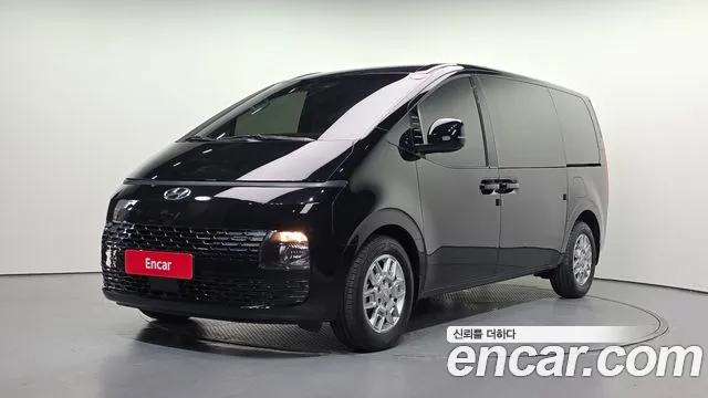 Hyundai Staria 3