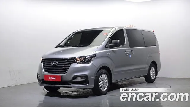 Hyundai The New Grand Starex 3