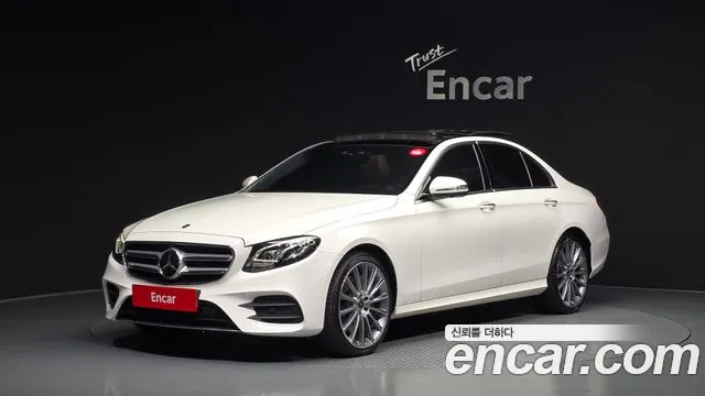 Mercedes-Benz E- W213 E350 4MATIC AMG Line