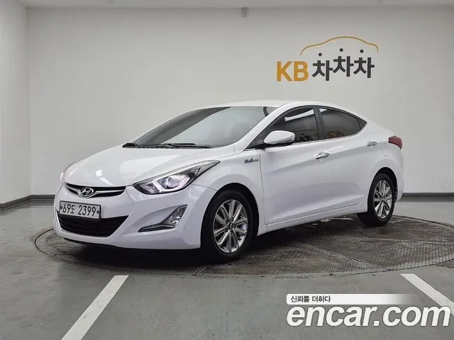 Hyundai The New Avante 1.6 VGT Base