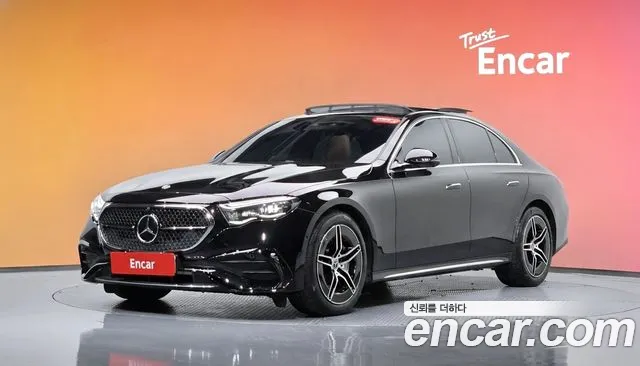 Mercedes-Benz E- W214 E300 4MATIC AMG Line